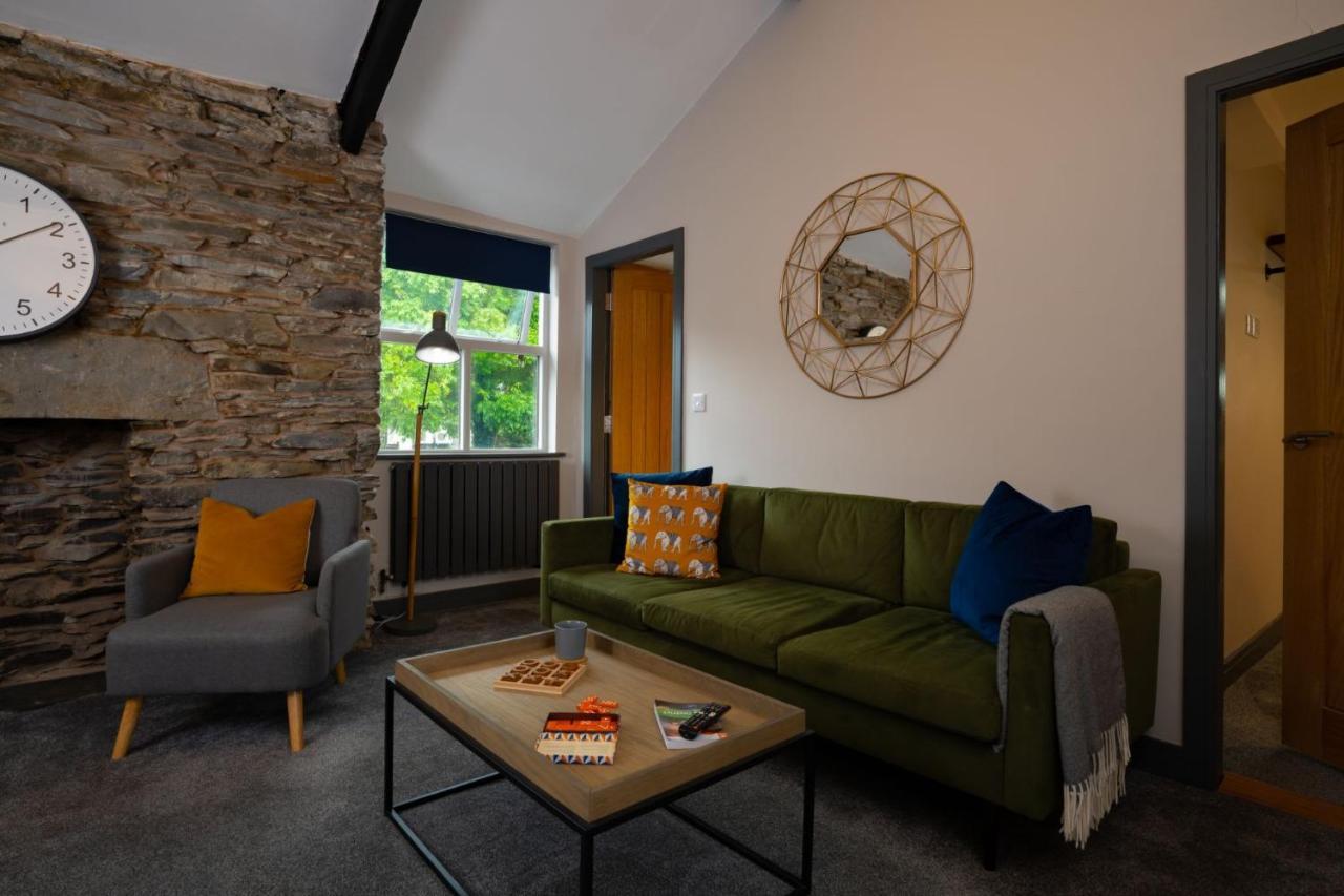 Spacious - Contemporary 2Br Apartment - Central Ambleside - Parking Eksteriør bilde